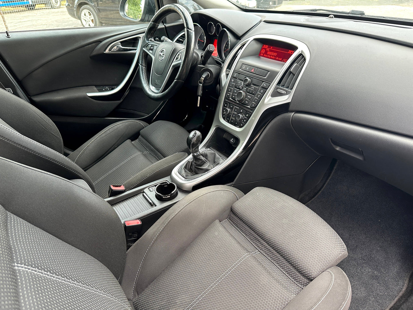 Opel Astra 2.0D | An 2012 EURO 5 | CASH sau RATE FIXE | Livrare Gratuită