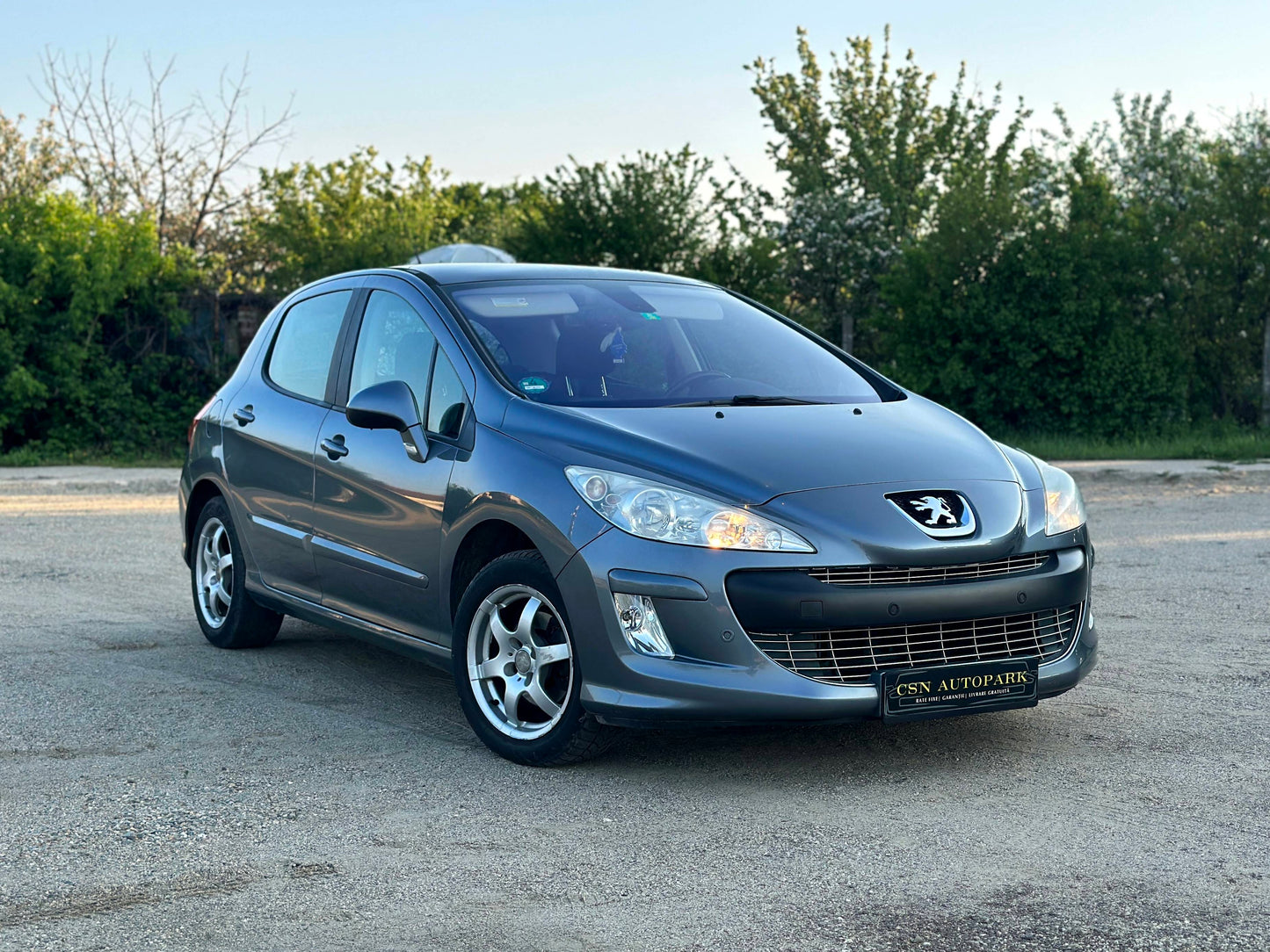 Peugeot 308 1.6i 150 CP | AN 2008 EURO 4 | Panoramic | CLIMA | Senzori parcare | CASH sau RATE | Garantie | Livrare