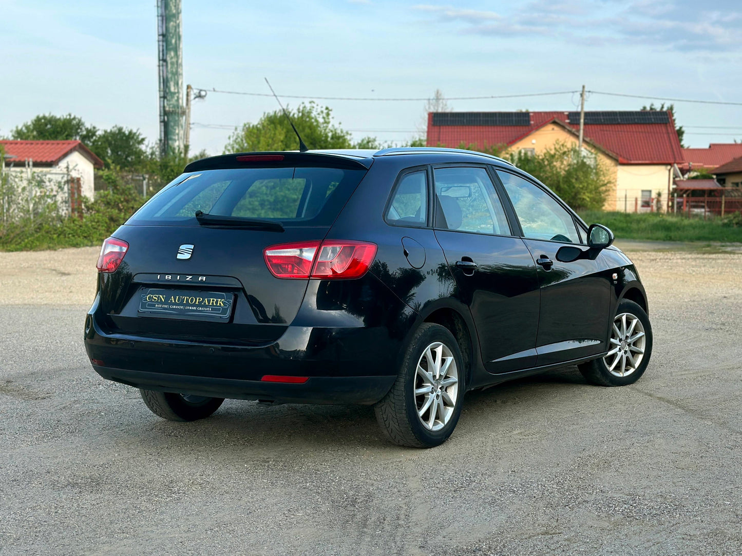 Seat Ibiza 1.6 TDI 105 CP | AN 2010 EURO 5 | Climatronic | Pilot | Senzori Parcare | RATE | Garantie | Livrare