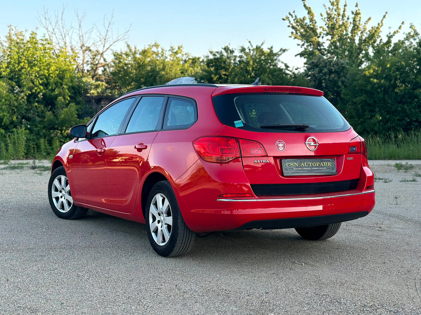 Opel Astra J 1.7 CDTI 110 CP | AN 2013 EURO 5 | Facelift | NAVIGAȚIE | Climă | Senzori parcare | Pilot automat | CASH sau RATE | Garantie | Livrare