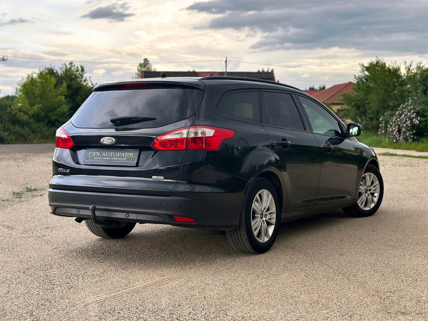 Ford Focus 1.6 TDCI 115 CP | AN 2012 EURO 5 | Climă | Senzori parcare | Încălzire în scaune | CASH sau RATE | Garantie | Livrare