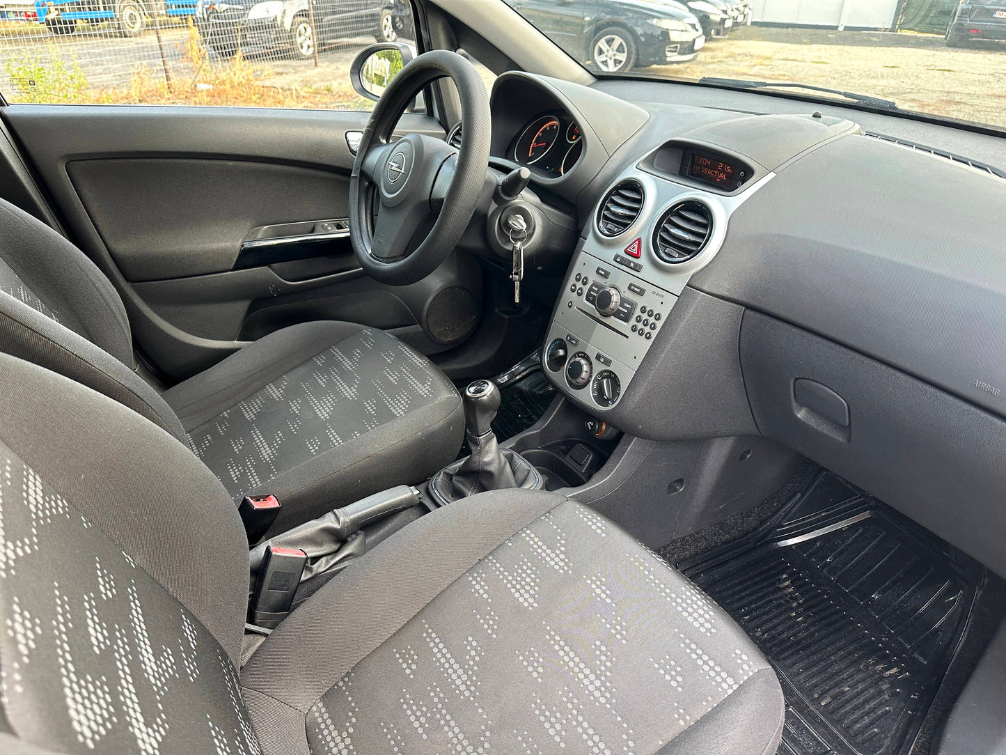 Opel Corsa 1.4i | 2012 EURO 5 | CASH sau RATE FIXE | Livrare Gratuită