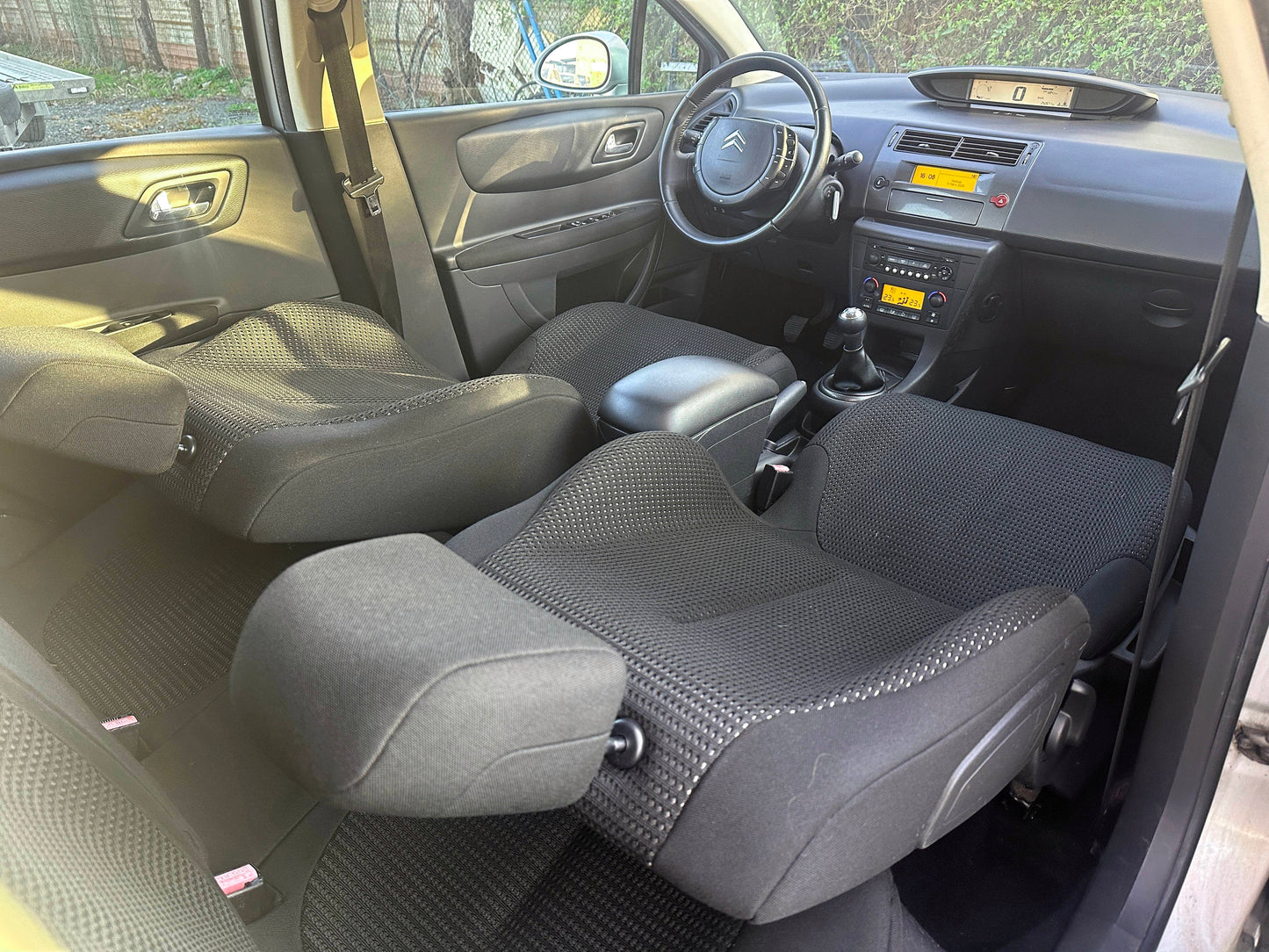 Citroen C4 1.6D 110 CP | 2009 EURO 4 | RATE | Garantie | Livrare GRATUITĂ