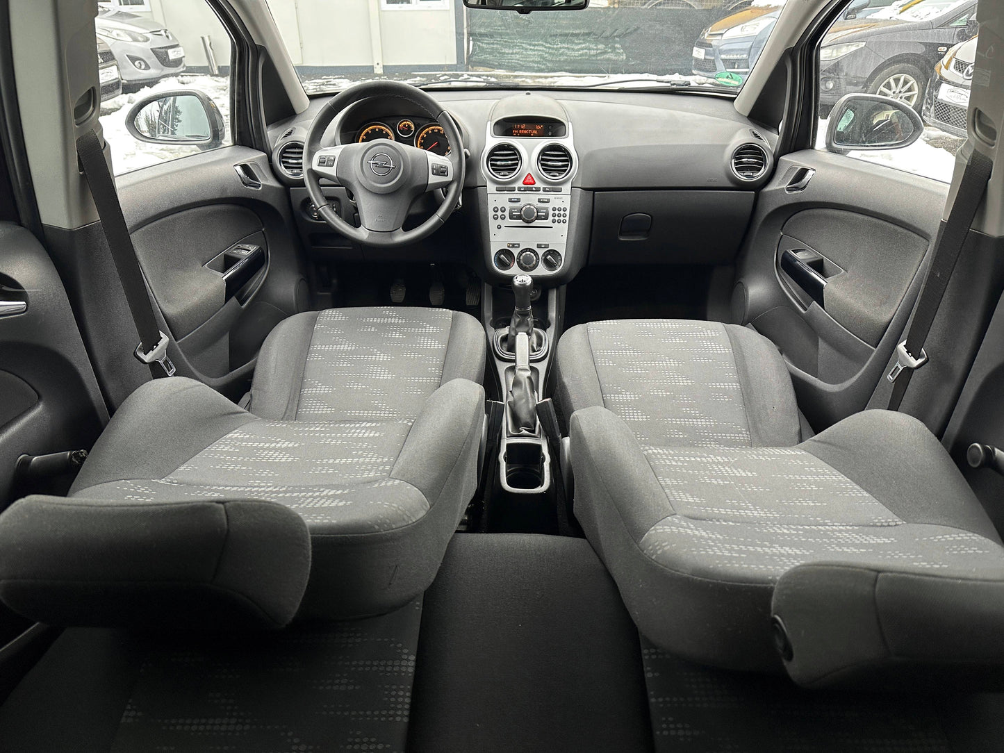 Opel Corsa D 1.4i 87 CP | AN 2011 EURO 5 | CLIMĂ | Senzori Parcare | CASH sau RATE | Garantie | Livrare