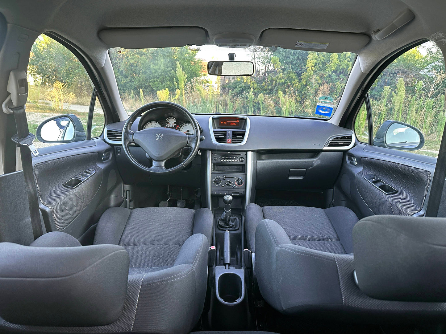 Peugeot 207 1.6i • 2008 • Benzină • 120 CP • Euro 4 • Rate fixe • Garanție • Livrare Gratuită
