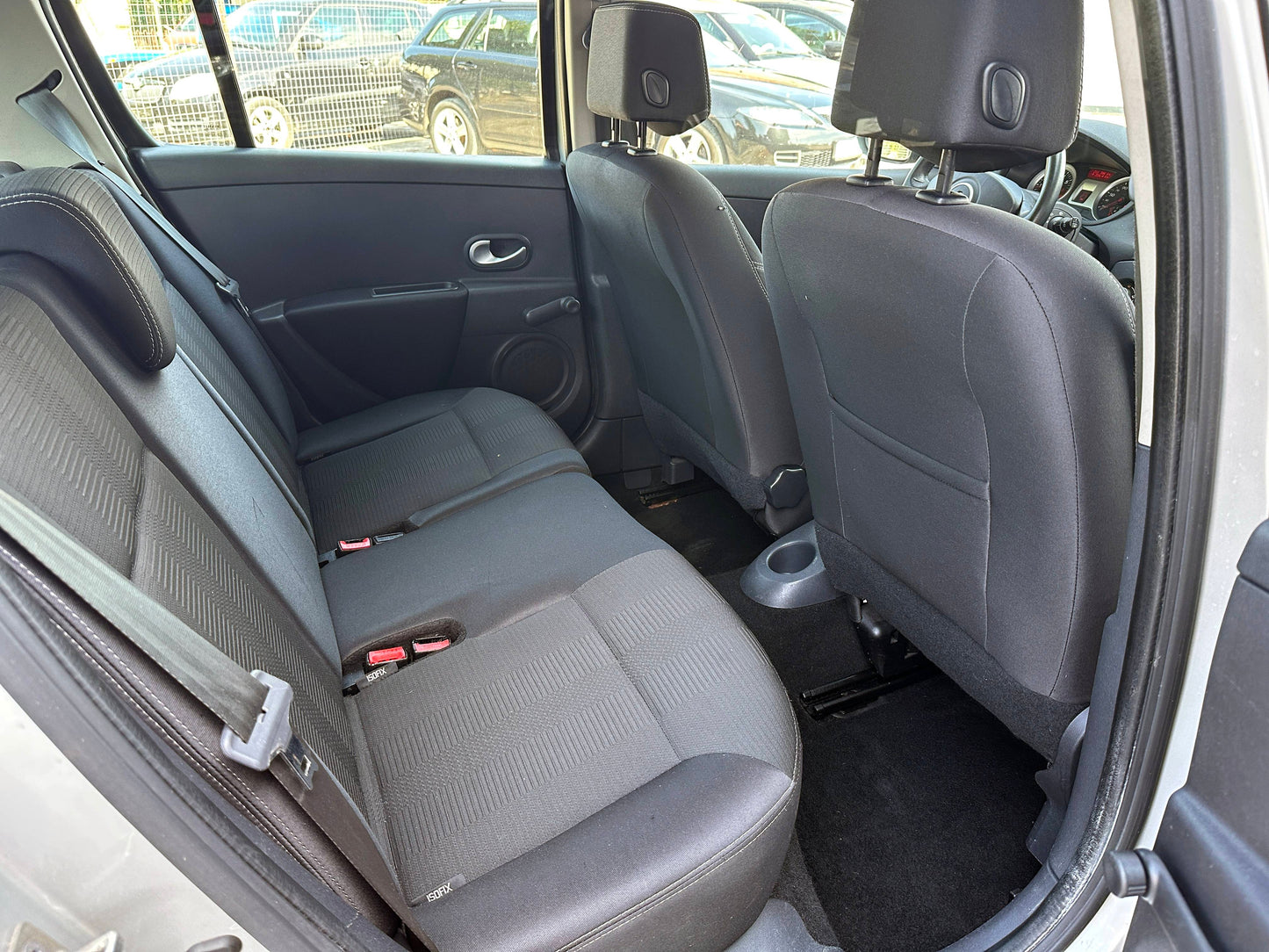 Renault Clio 1.2i | 2009 EURO 4 | CASH sau RATE FIXE | Livrare GRATUITĂ