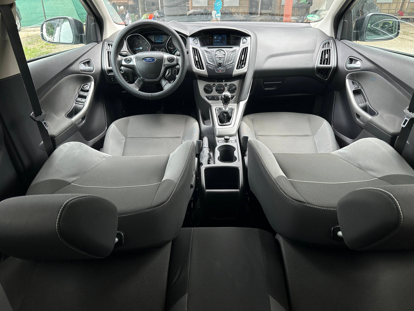 Ford Focus 1.6 TDCI 115 CP | AN 2012 EURO 5 | Climă | Senzori parcare | Încălzire în scaune | CASH sau RATE | Garantie | Livrare