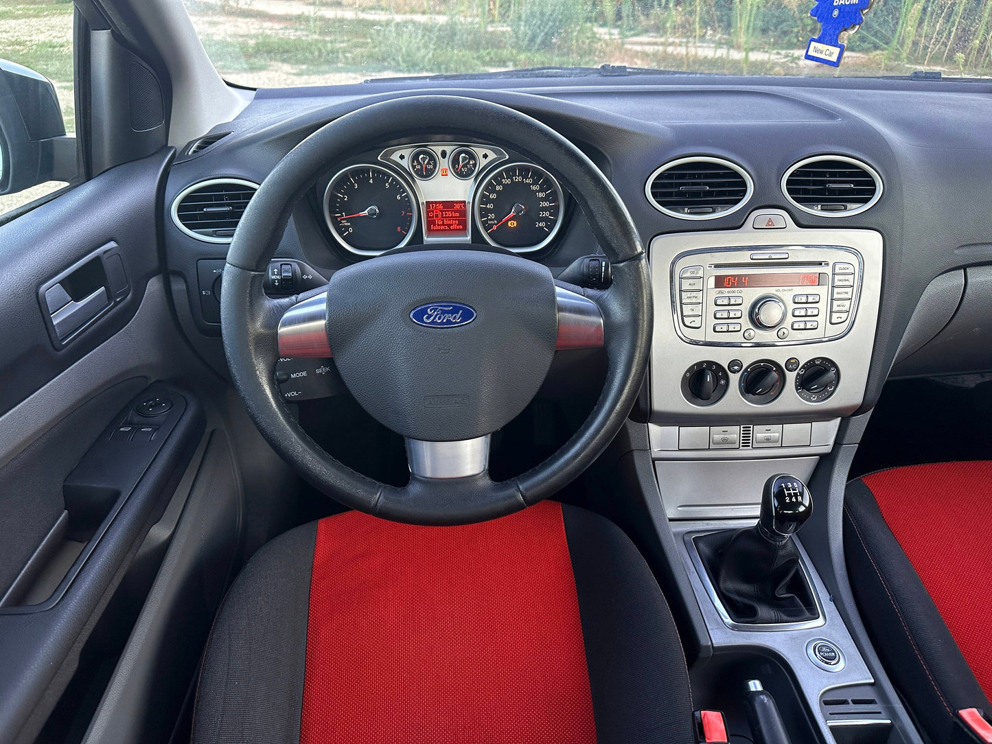 Ford Focus 1.6i • 2009 • Benzină • 115 CP • Euro 4 • Rate fixe • Garanție • Livrare Gratuită