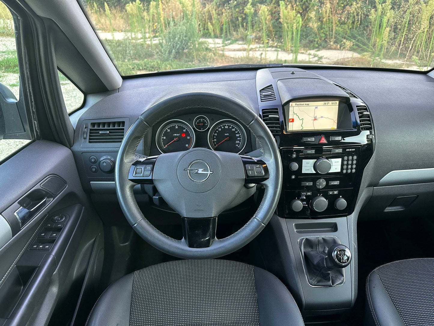 Opel Zafira 1.7 CDTI • 2011 • 7 LOCURI • Diesel • 110 CP • Euro 5 • Rate fixe • Garanție • Livrare Gratuită
